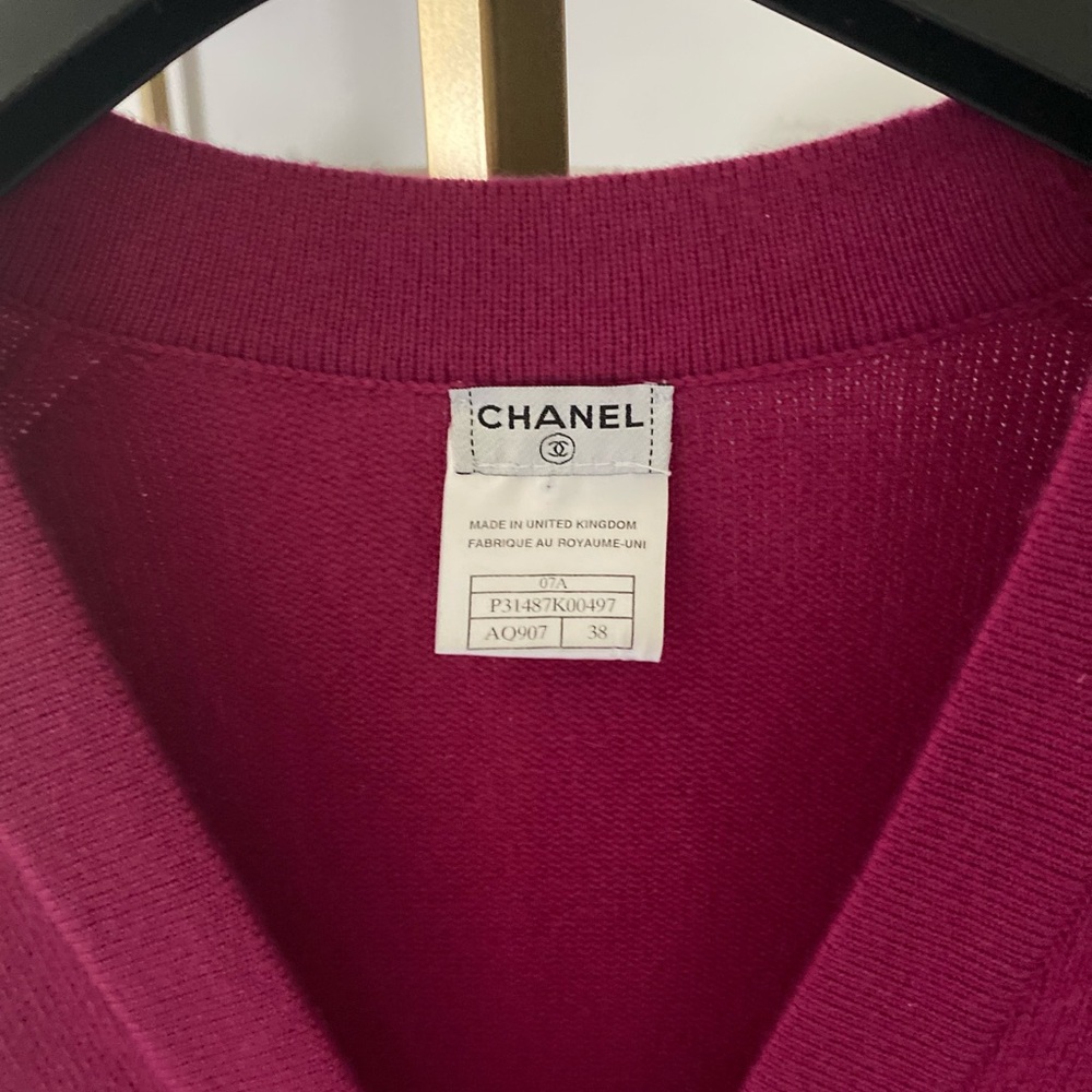 Chanel long cardigan sweater - size 38 but fits to 36. Closed bottom of sweater